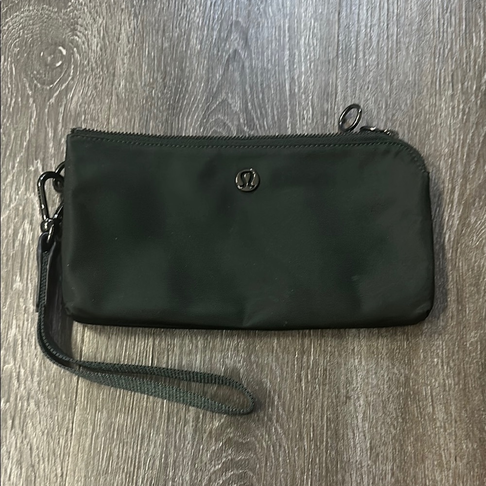 Lululemon Athletica Green Wristlet Clutch
